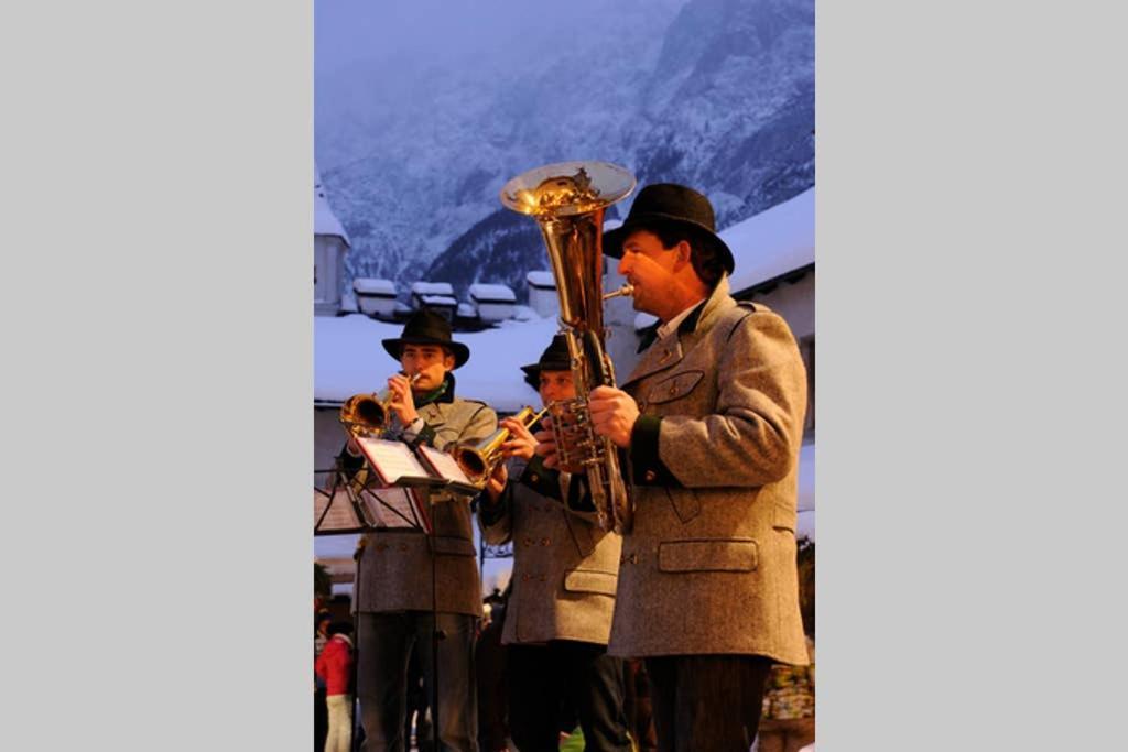 Alpenrelax Haus Weidmannsheil Wohnen Im Romantischen Forsthaus Werfen Bagian luar foto